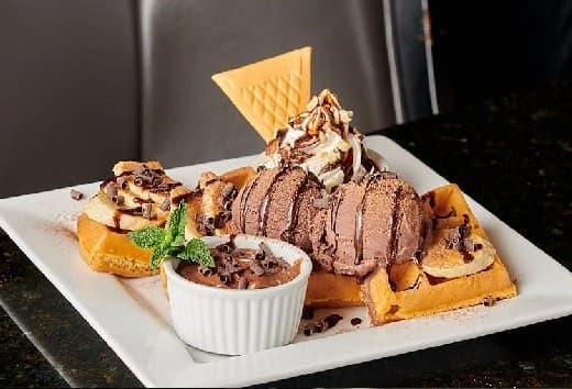 Desserts Waffles Chocolate Nutella Aurora Ontario