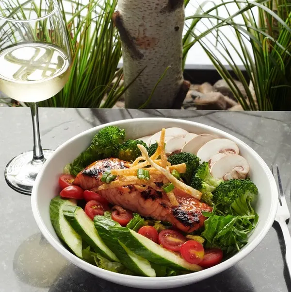 Bolton lunch spot serving teriyaki salmon salad, crisp garden vegetables and chilled Pinot Grigio.