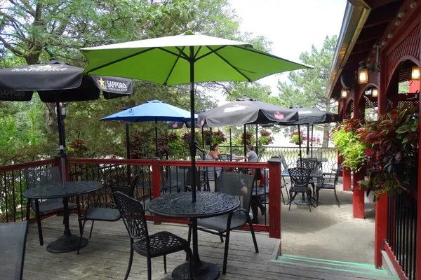 Guelph patio dining with comfortable outdoor seating near Stone Road Mall and the University of Guelph.