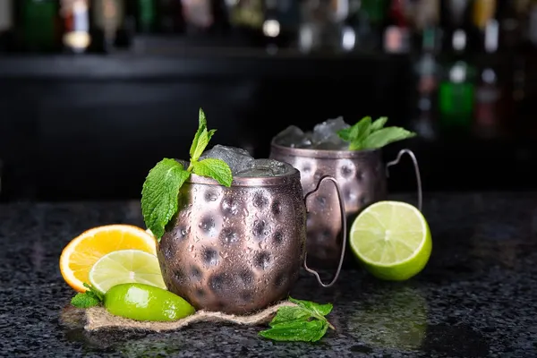 Bolton Ontario restaurant and bar serving handcrafted cocktails and specialty drinks at Symposium Cafe Restaurant